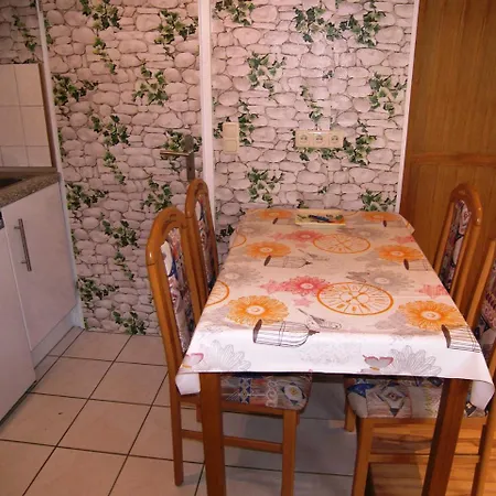 Fontane Siedlung _ Bungalow 14 Apartamento *